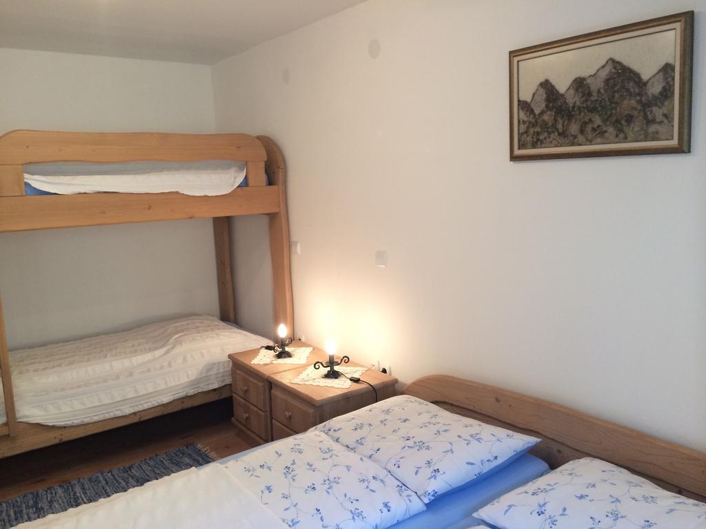 Apartments Pod Macesnovo Streho Solčava Стая снимка