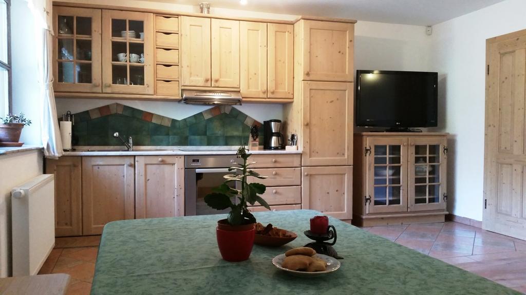 Apartments Pod Macesnovo Streho Solčava Стая снимка